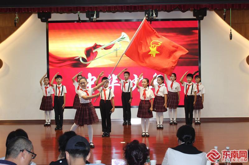 爱丽丝和闺蜜
